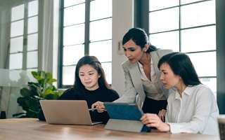 Trebas (Toronto) Canada | Diploma in Digital Marketing Specialist Co-op